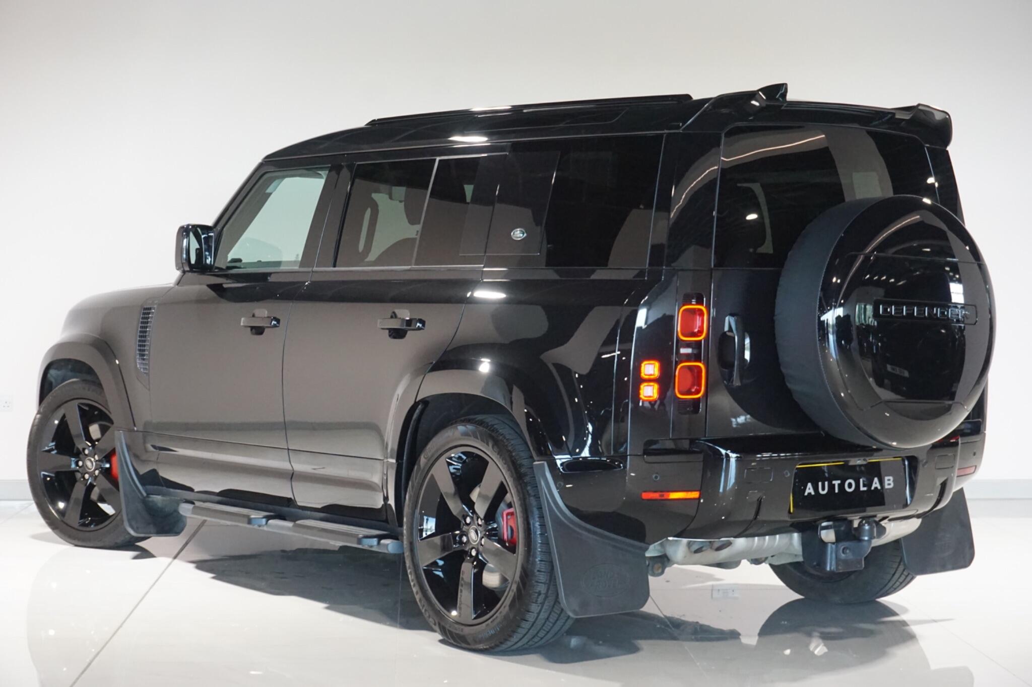 Land Rover Defender 110 3.0 D250 MHEV XS Edition SUV 5dr Diesel Auto 4WD Euro 6 (s/s) (250 ps)